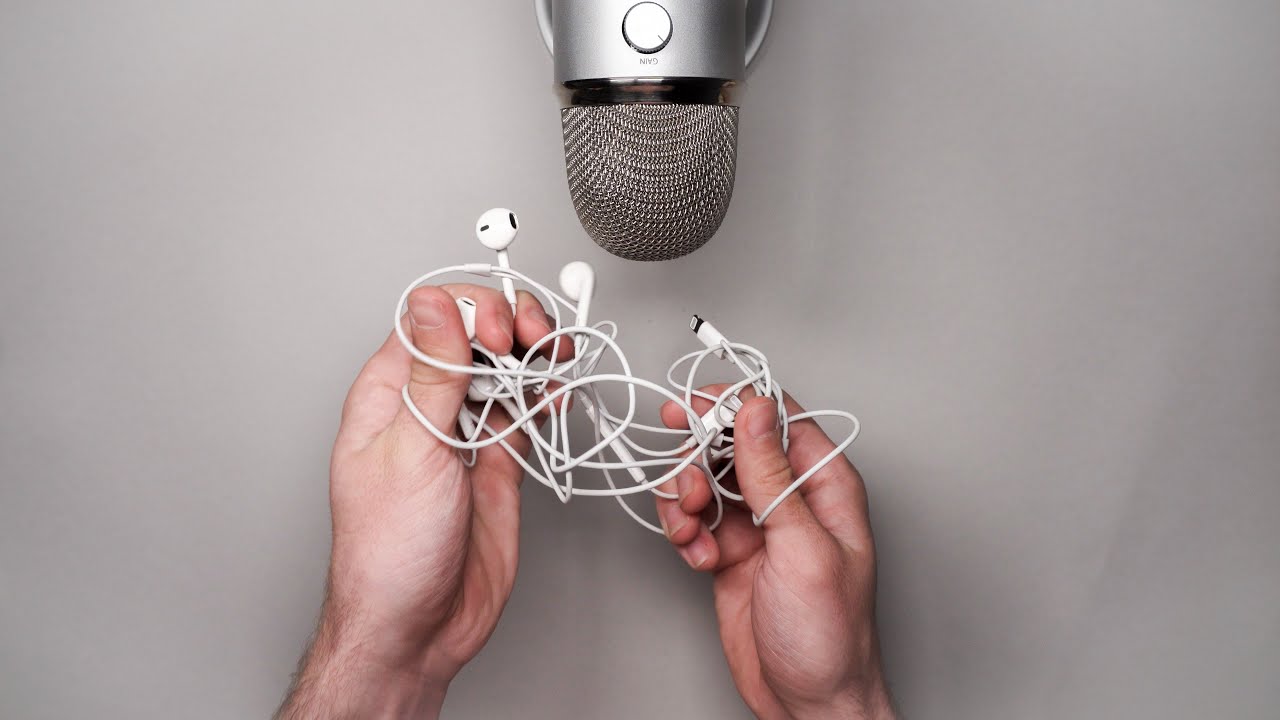 ASMR Untangling Headphones