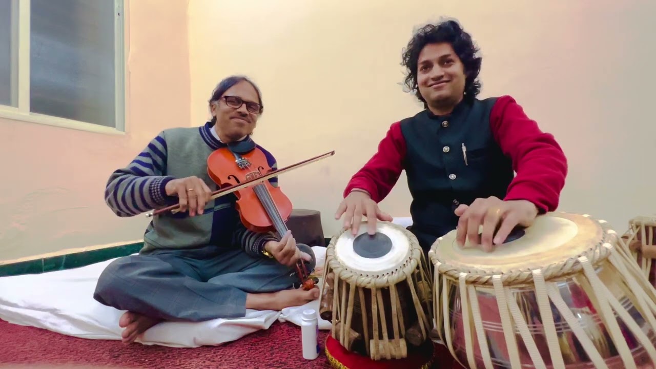 By Abdul Hamid Latif Violin Pyaar Kaa pehla Khat (Jagjeet singh) Tabla Arun kushwah #violin #viral