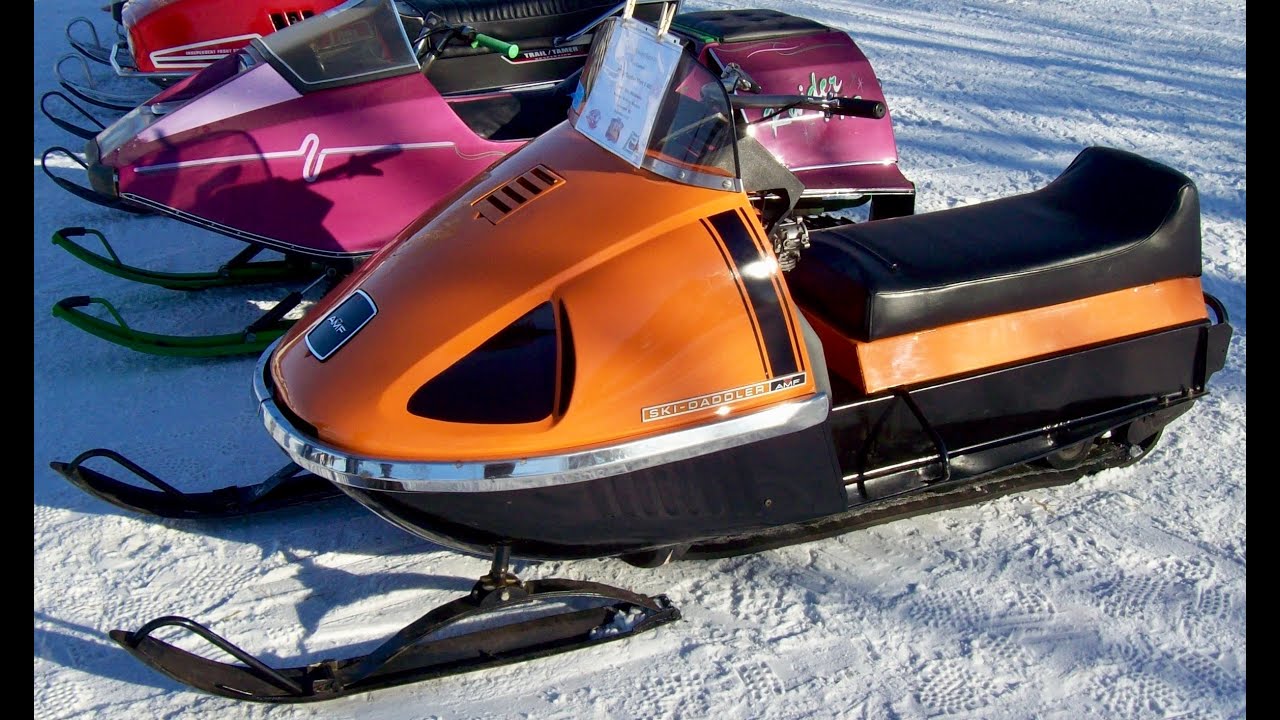 2026 MIDWEST RIDE-IN VINTAGE SNOWMOBILE SHOW DAYTON, MN SLIDESHOW By: Patrick Court