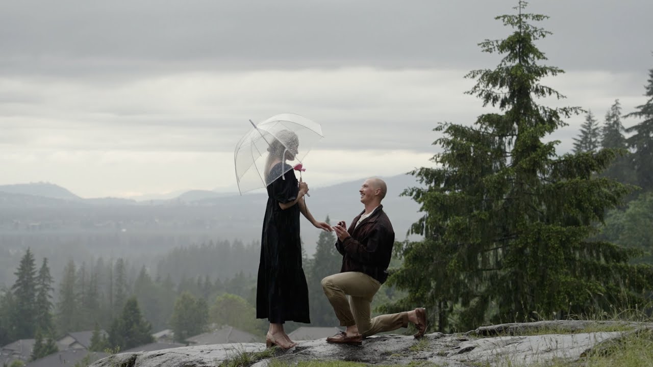 The Most Romantic Surprise Proposal in the Rain - Vancouver, BC Canada