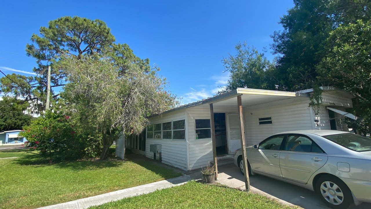2BED/1BATH FIXER UPPER IN 55+ RUSKIN, FL MHC