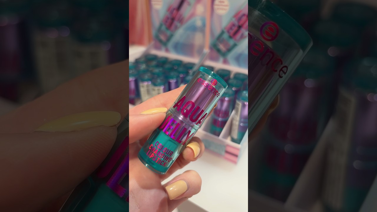 New Essence Aqua Jelly Colour Changing Lipstick 🩵 #makeup #beauty #essence #essencecosmetics