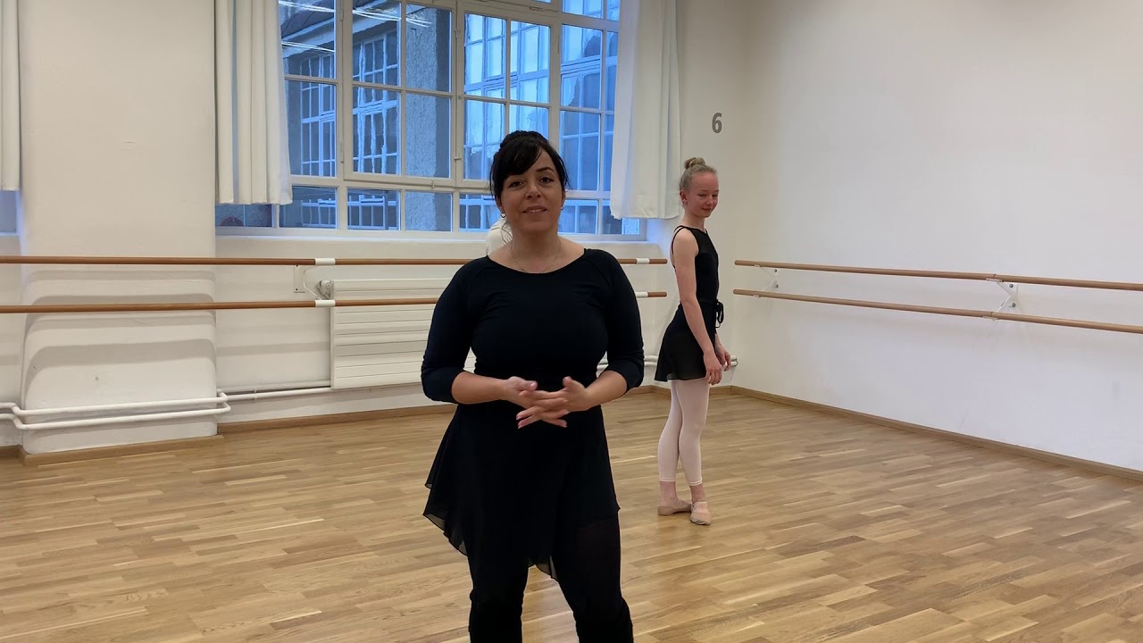 Ballet - Pirouette