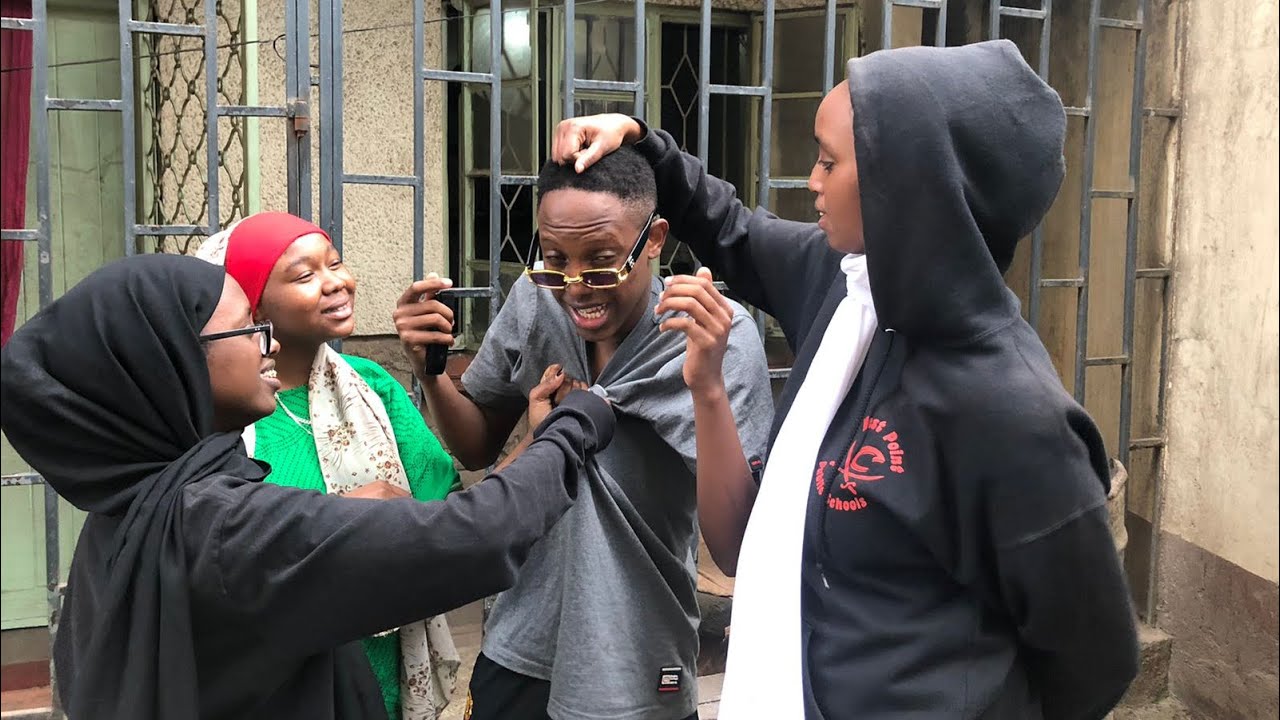My girlfriend caught me cheating with my girlfriends/(Dem yngu amenipata niki cheat na madem wangu ~