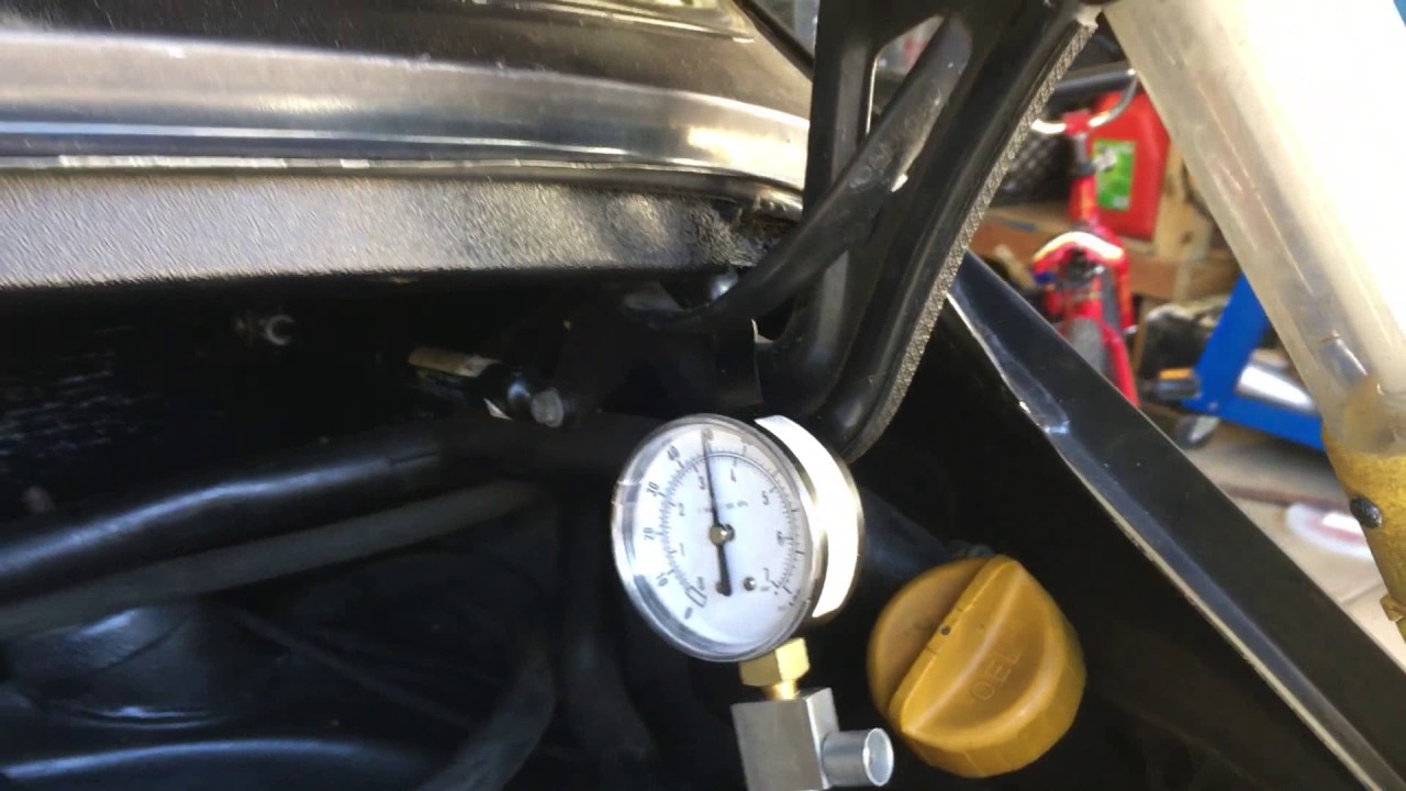 Checking CIS Control Fuel Pressures on a Porsche 930