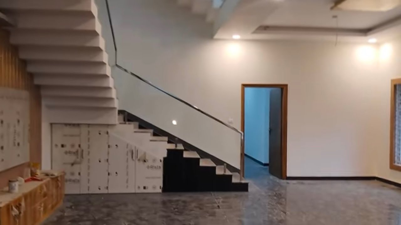 1550sft 👉TRIPLEX*  👈 House for sale at 
