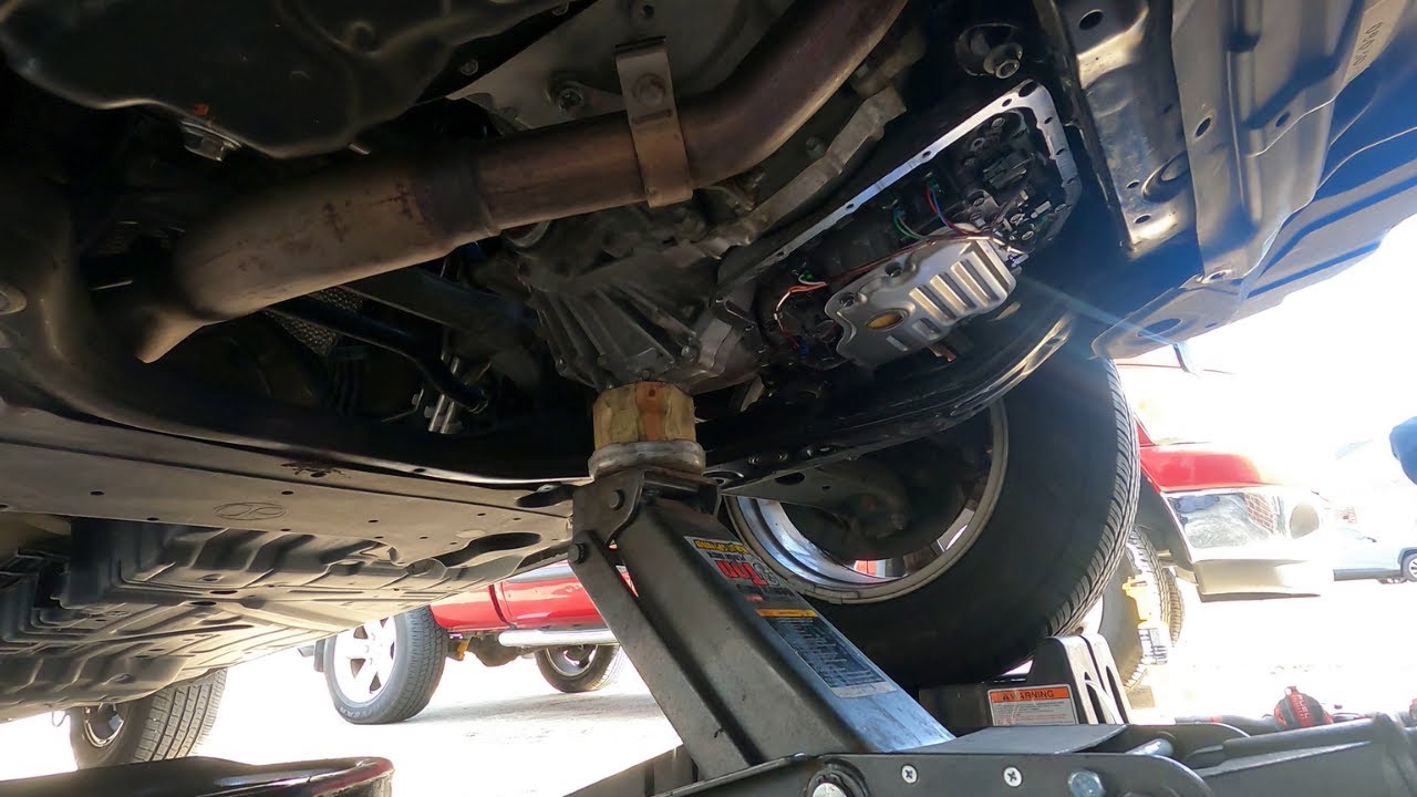 2013 Toyota Highlander transmission service!