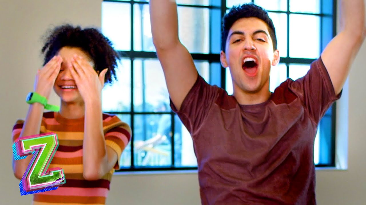 The ZOMBIE Shake with Trevor Tordjman and Kylee Russell! | ZOMBIES 2 | @disneychannelmusic