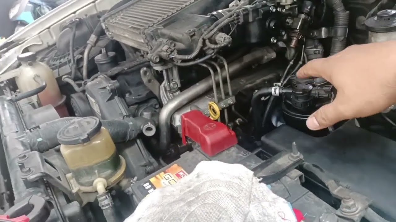 TOYOTA FORTUNER BIGLANG NAMATAY HABANG NASA BYAHE, PAANO PAANDARIN