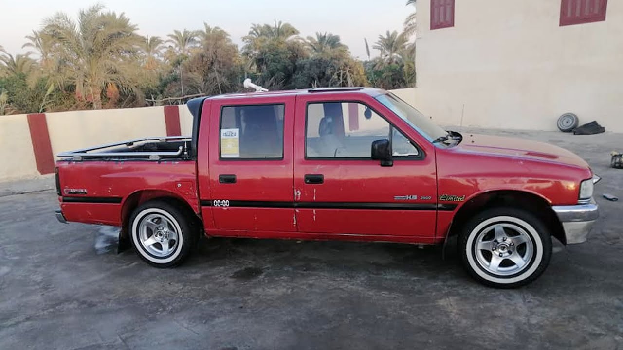 العربية فبريكة بالكامل فيها موتور بنزين طقم جنوط سبور بكاوتش وتكيف اشتري شيفرولية دبابة دبل كابينة