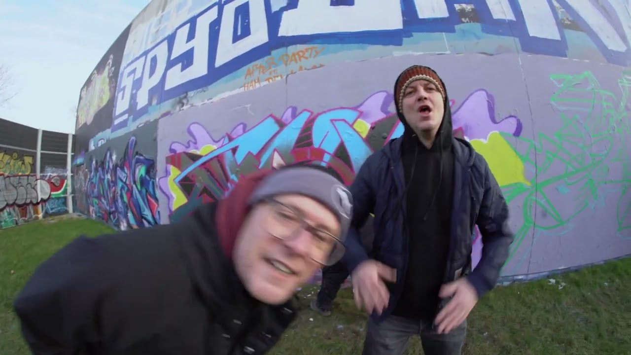 Bumsestilen - Biddy Bye Bo (Officiel video)