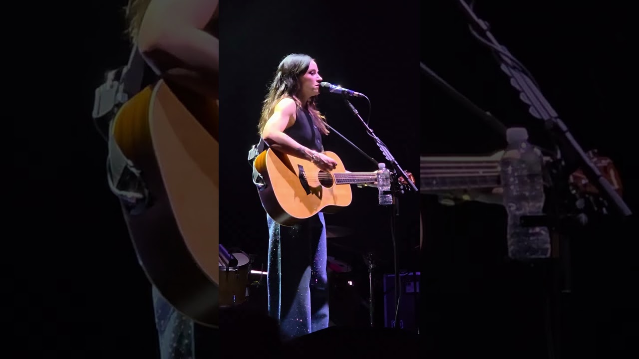 Amy Macdonald - We Survive Live Sheffield 22/11/25