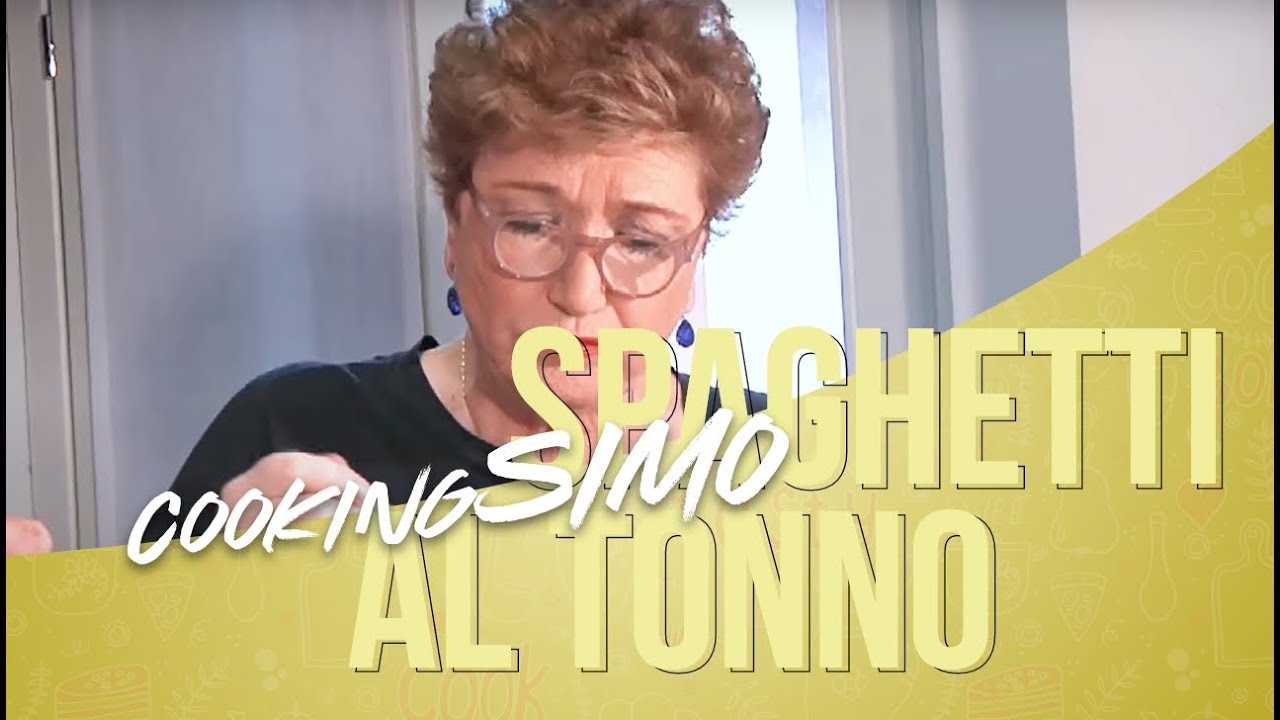 Simona Ventura in CookingSimo ospite Mara Maionchi: SPAGHETTI AL TONNO