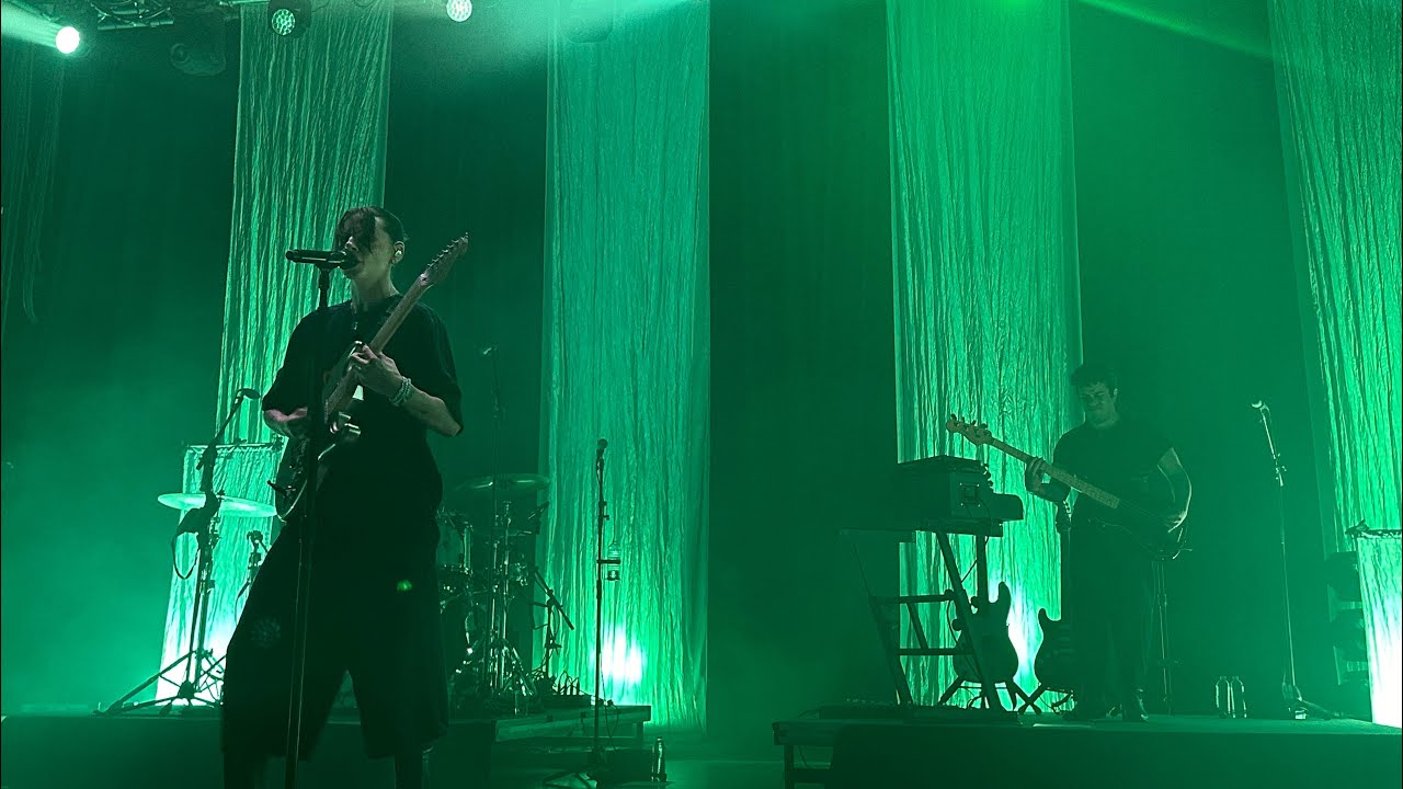 I DON’T WANNA DO THIS ANYMORE - PVRIS (Live in Dallas, TX)