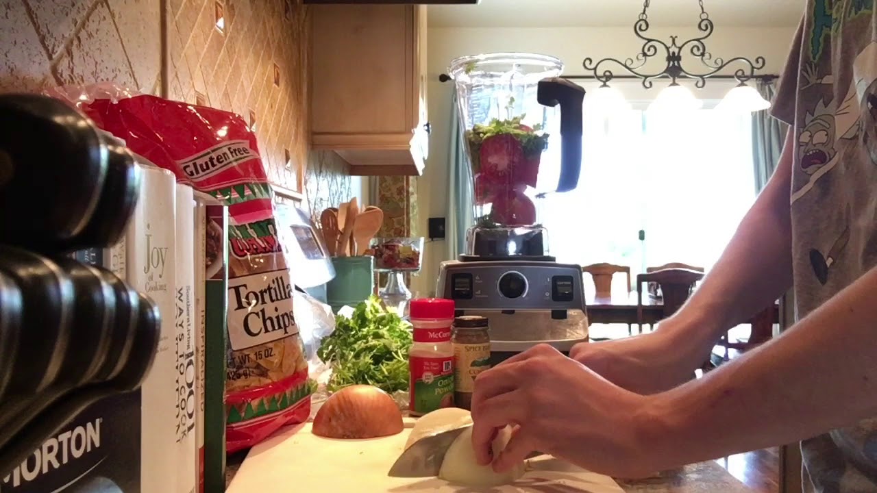 Jesus&rsquo; Kitchen: Episode 1- Making Salsa