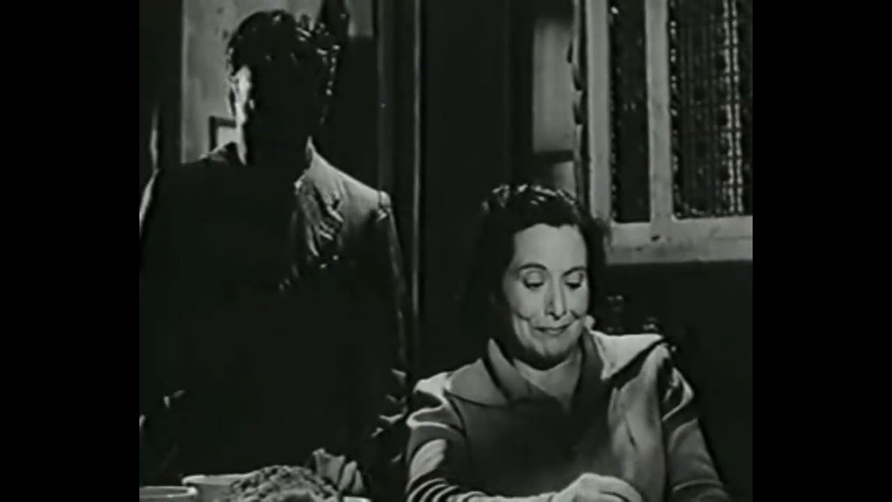 Guardie e Ladri 1951 Tot&ograve; e Aldo Fabrizi Clip