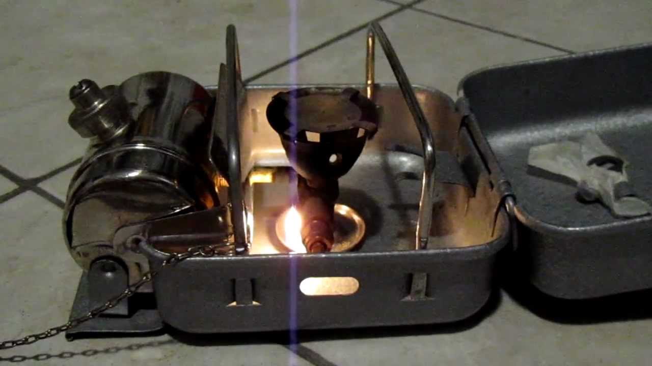 Russischer Benzinkocher / Russian travel stove