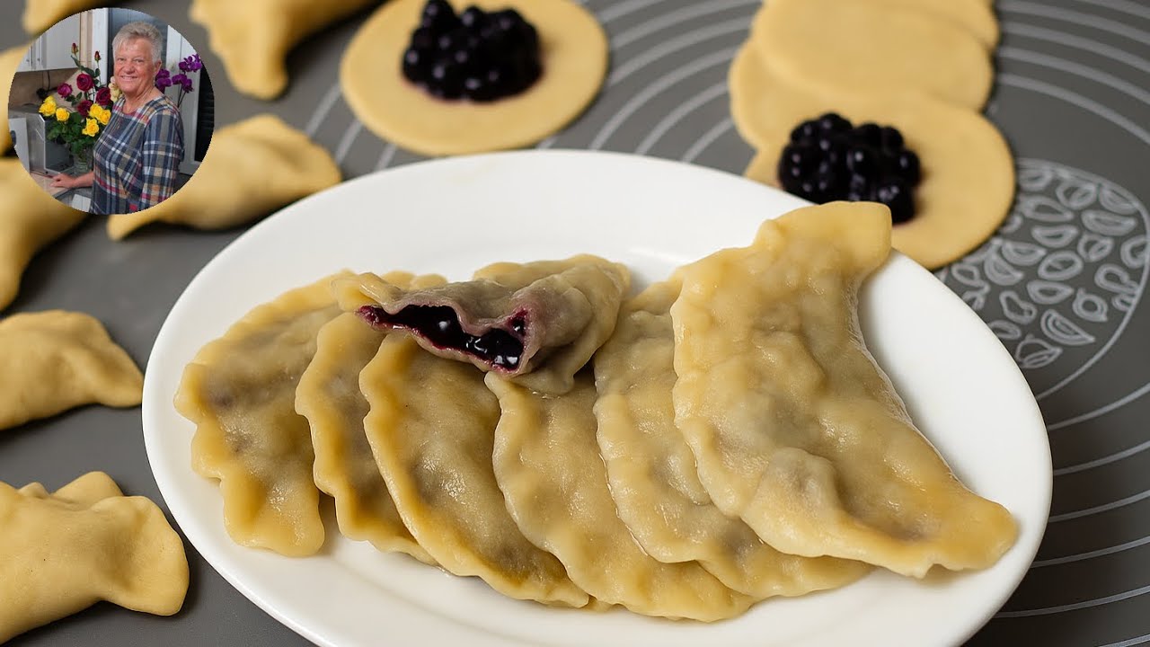 Pierogi z Jagodami – Mięciutkie Ciasto i Soczysty Farsz