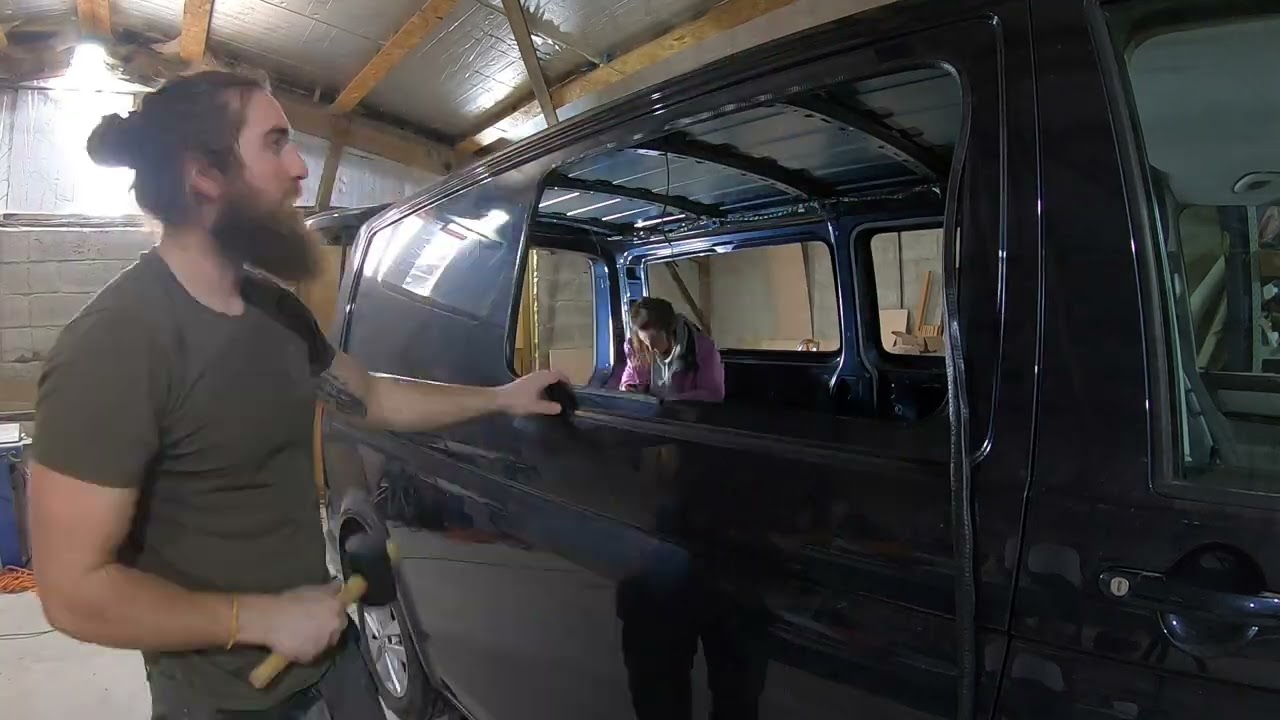 1. 2019 VW Transporter - Cutting In The Windows