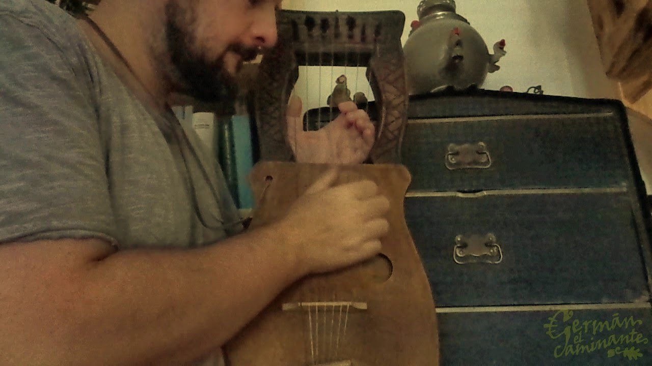 Kravik Lyre - A medieval instrument...