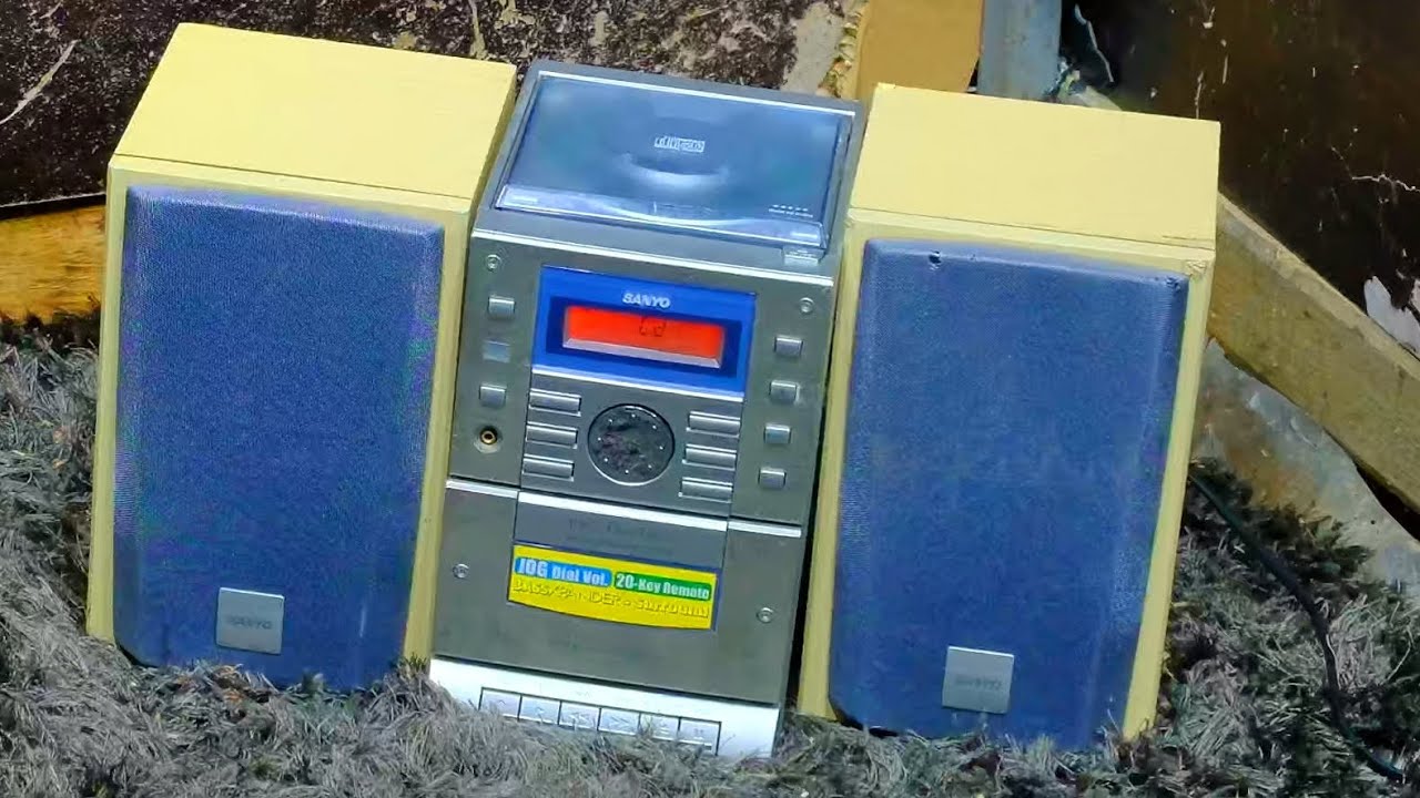 Smash Sanyo Micro Component System With Speaker Blow Outs