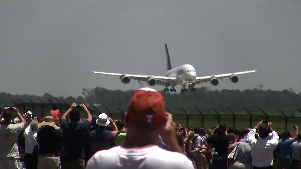 Airbus A380 Inaugural Arrival at Houston IAH - 01 August 2012