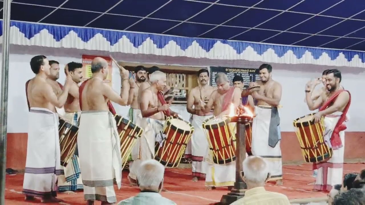 ഇരട്ട തായമ്പക -ശ്രീ കലാമണ്ഡലം മഞ്ചേരി ഹരിദാസ് & ശ്രീ ഗുരുവായൂർ ശശി