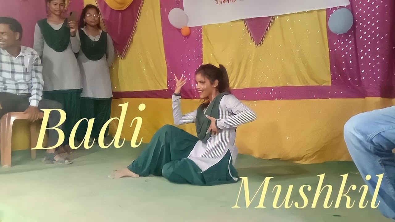 Badi Mushkil baba badi mushkil gore gore galo pe kala kala til cover dance by Chaina