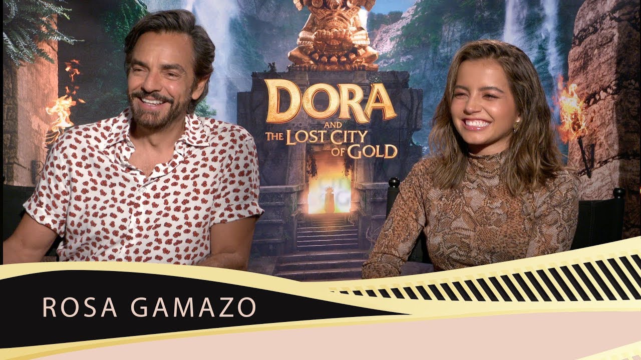 Eugenio Derbez e Isabela Moner por Dora: Soy gracioso para cubrir mi timidez.