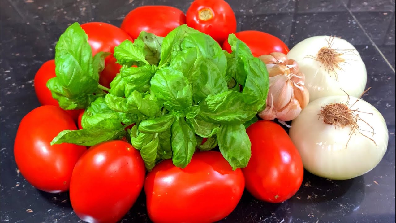وراهم لي يحبو البيتزا🍕أسهل وأسرع صوص تومات راح تحضروهافي حياتكم مع طريقة الحفظ لمدة عام وبدون ثلاجة
