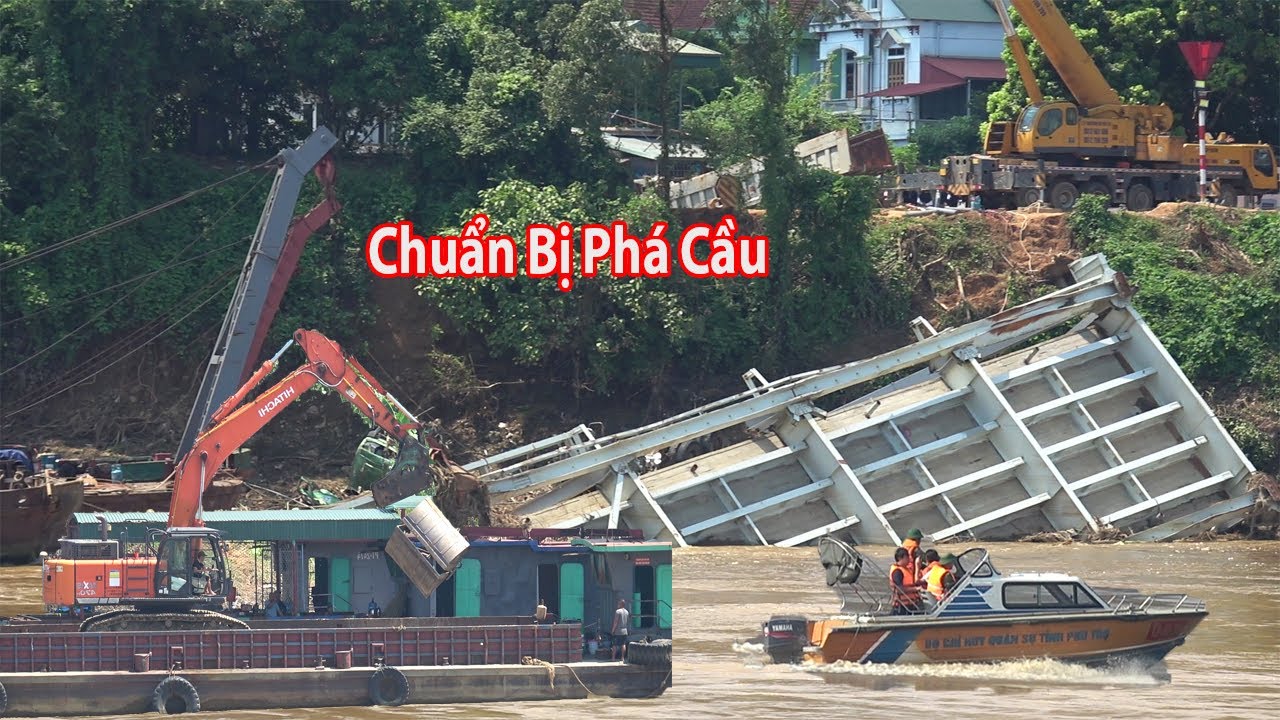 Xe Cuốc Khủng Chuẩn Bị Đục Phần Cầu Sập Cầu Phong Châu | Xuân Mạnh Vlogs