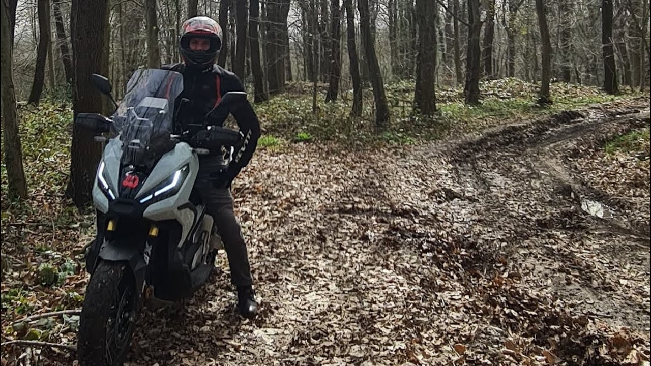 OFFROAD TOUR WITH X-ADV 750