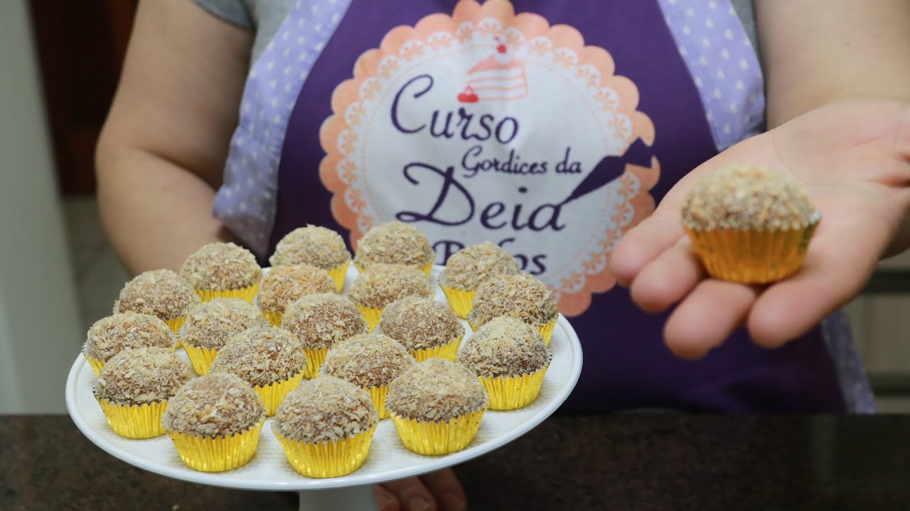 O DESTRUIDOR DE DIETAS - BRIGADEIRO DE CARAMELO COM COCO QUEIMADO