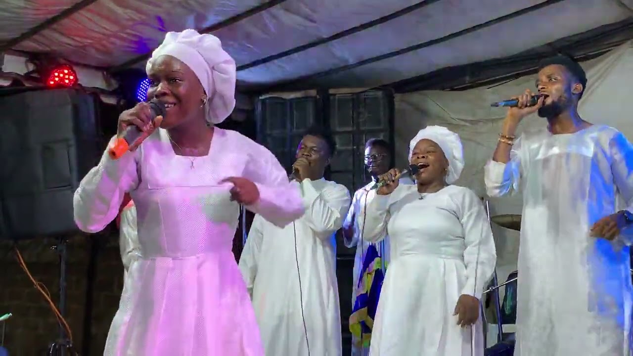 Full video performance 🔥💃 of Feranmi golden angel live at CCC youths must survive (JHS’24) 🔥
