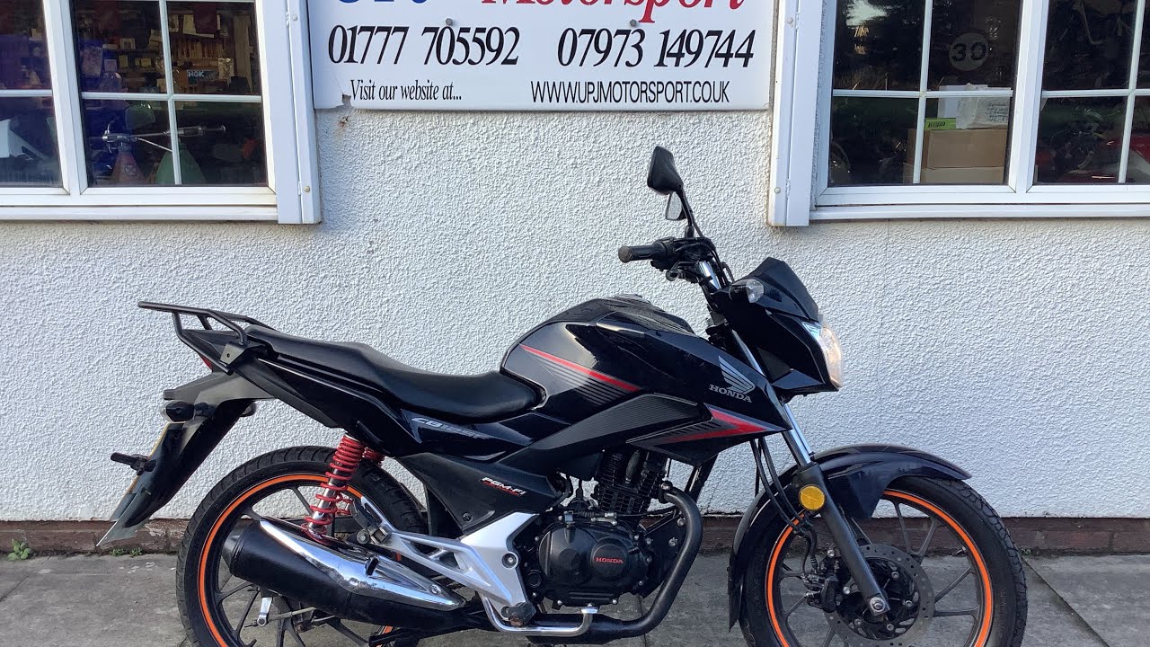 UPJ MOTORSPORT Honda GLR 125 CB 125 F 2017 17 reg ideal 125 cc learner legal commuter £1650