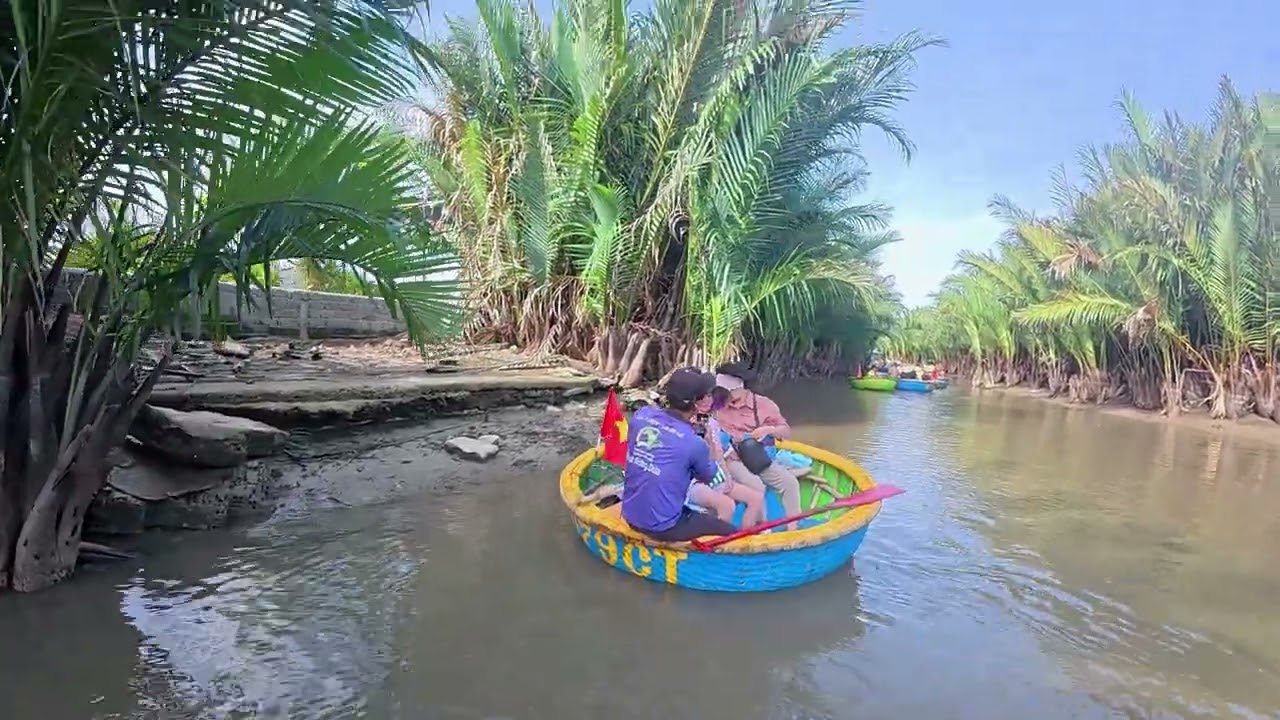 Basket Boat Hoi An Vietnam