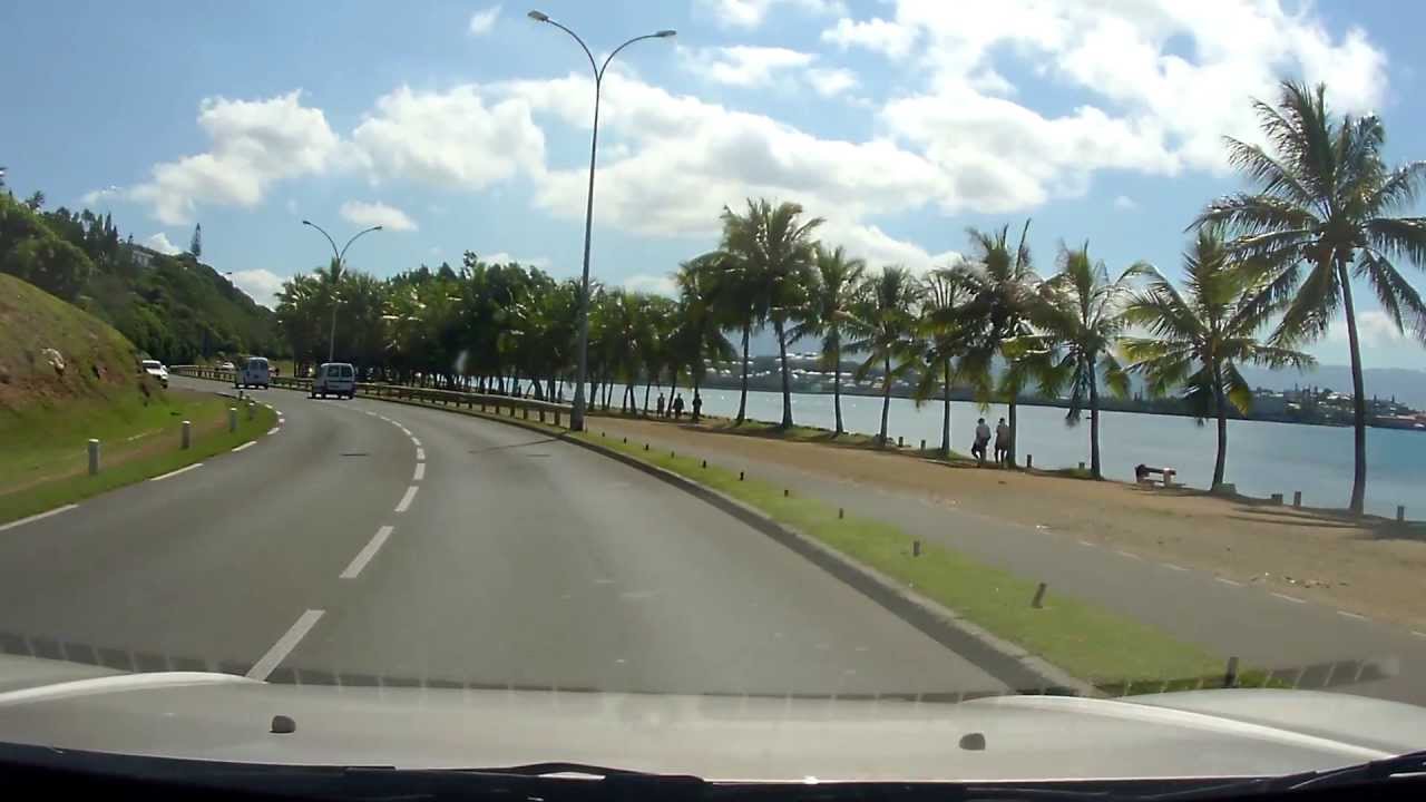 Nouméa - La promenade Pierre Vernier en voiture