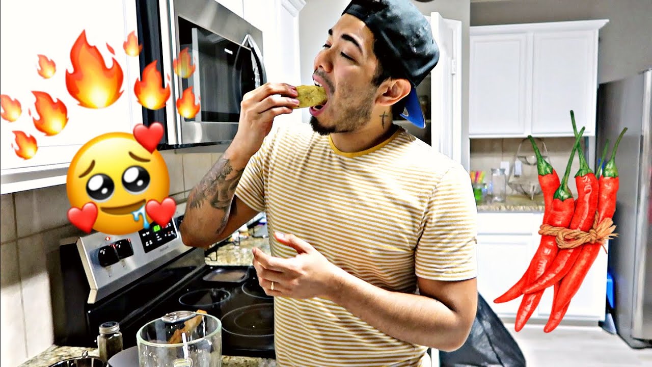 MAKING RICKY’S SPECIAL SALSA! 🌶🔥🔥🔥 (SPICY)