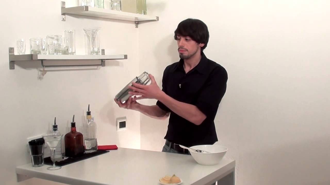 White Lady Cocktail Tutorial | Drink Corner
