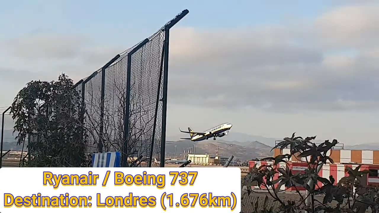 Malaga Airport/ Aeropuerto de Málaga/ Salidas de la tarde 16/01/2022.
