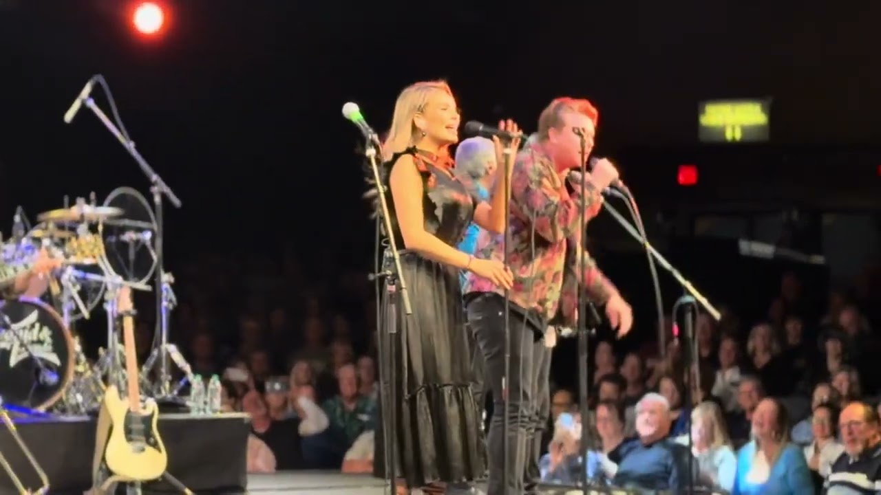 Leonid and Friends in Phoenix at The Celebrity Theatre