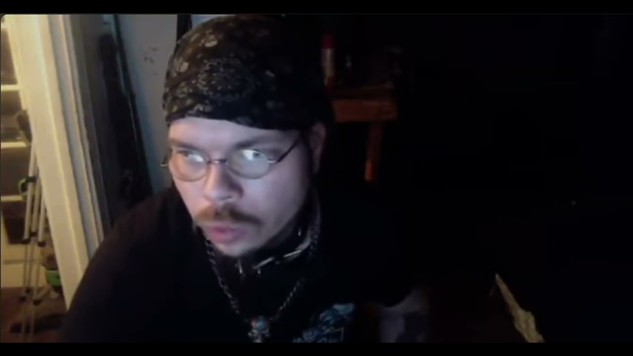 KingCobraJFS predicts his age and manner of death accurately