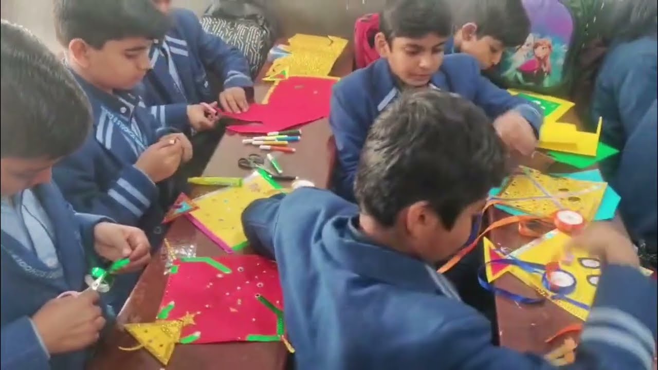 पतंग बनाने की प्रतियोगिता(kite making contest)🪁🪁🪁|| Exon Montessori School 🎒 🏫🎒