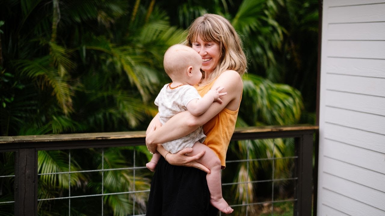 What I Ate Today in Maui || VEGAN + traveling with kids solo