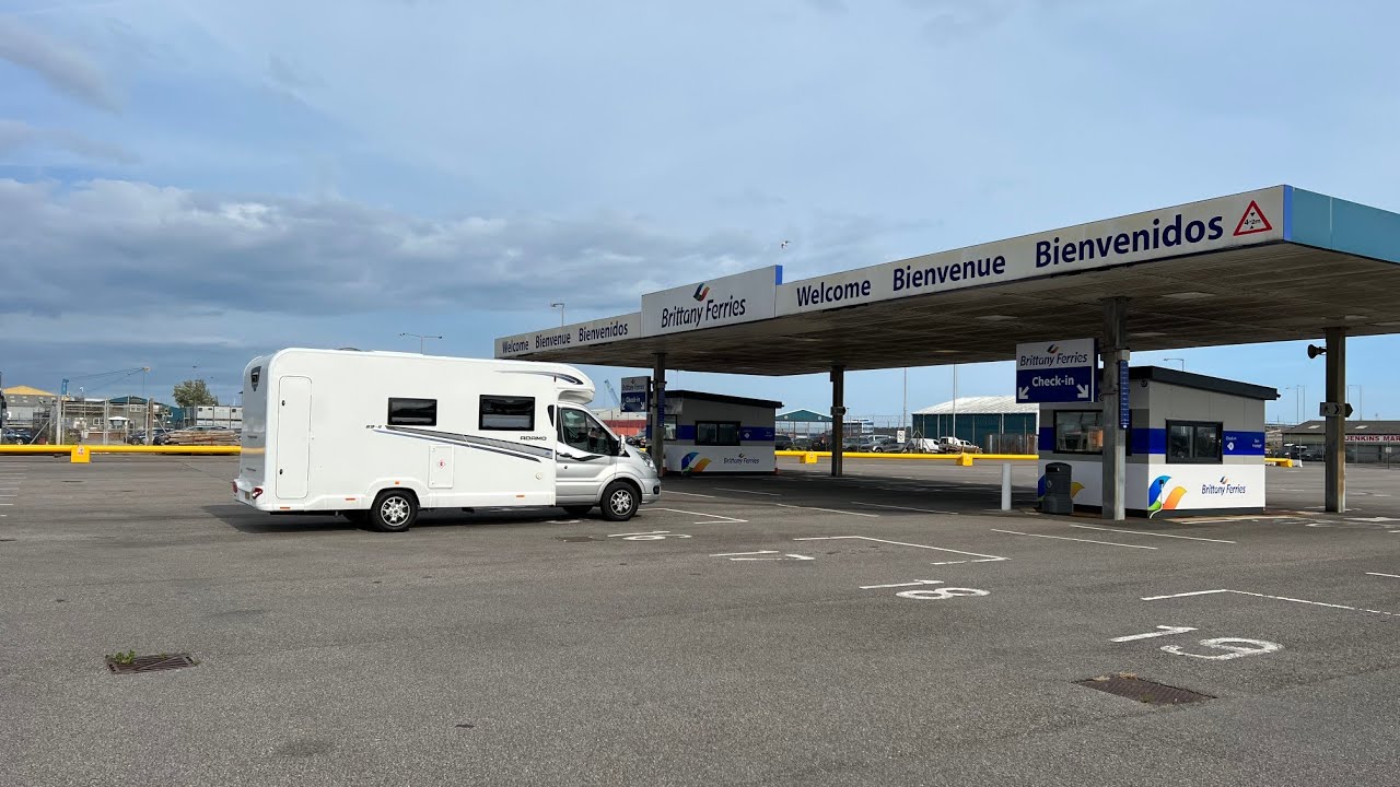 Poole Harbour waiting for the ferry July 2023