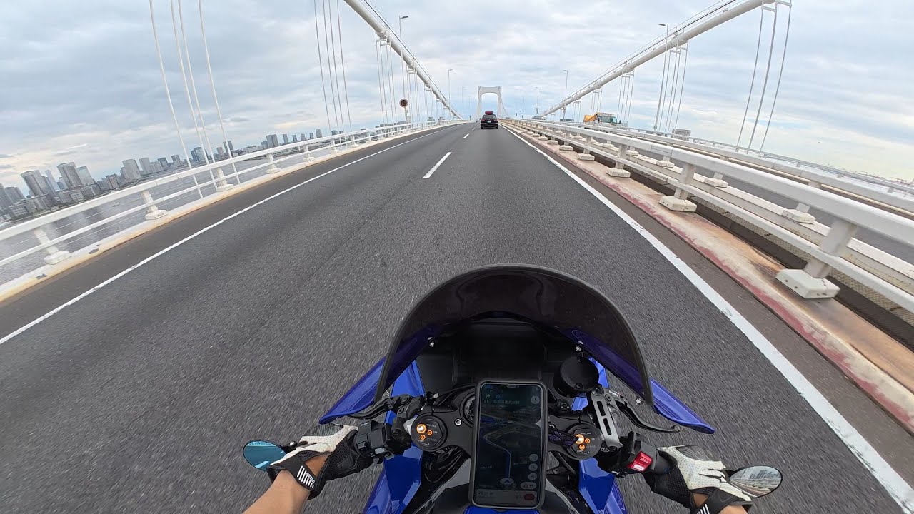 YAMAHA YZF-R1 | 首都高 | Akrapovic | クロスプレーン | Japan