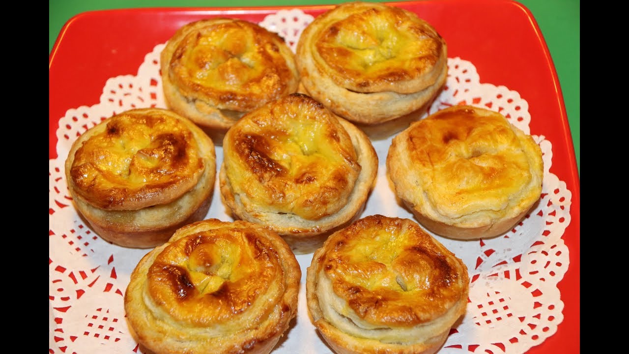 පෆ් පේස්ට්‍රියෙන් චිකන් පායි/chicken pie