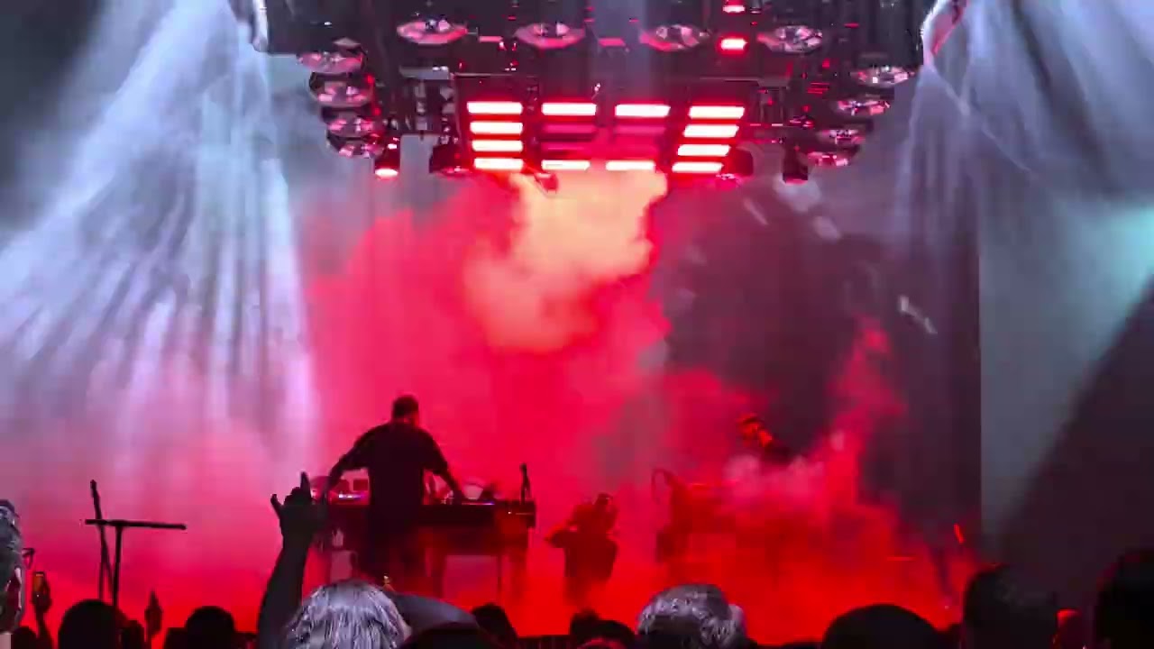 Nine Inch Nails Live - Austin, TX 3-1-26 : As Alive As You Need Me To Be 