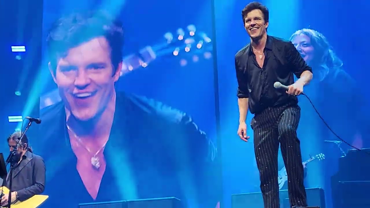 The Killers - Don't Change (INXS Cover) live Sydney (6/12/2024)