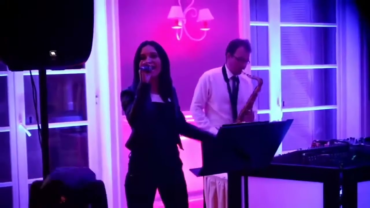 DJ für Hochzeit mit Sängerin und Saxophonist